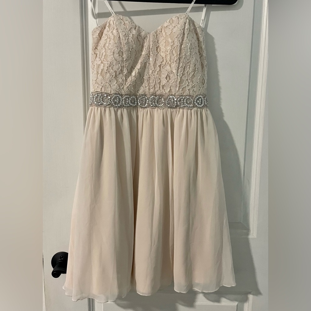 Xtraordinary Strapless Above the Knee formal Dress Size 7 champagne colored